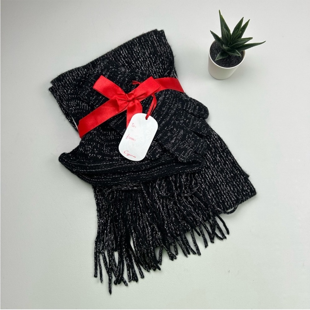 NWT 3 piece winter scarf set